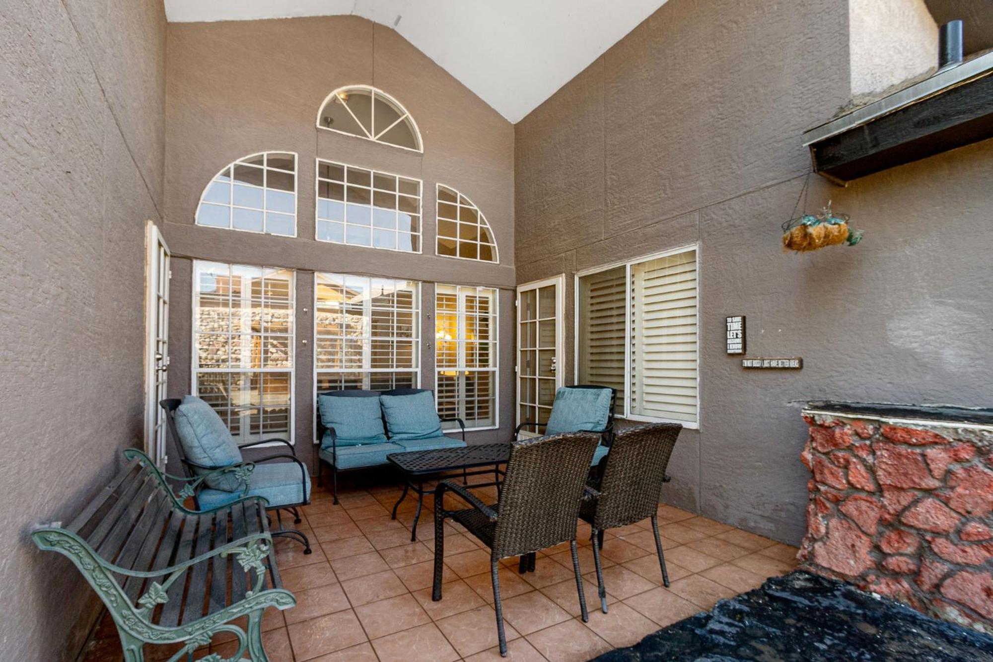 Peaceful West: 4Br Dusk Haven Villa El Paso Exterior foto