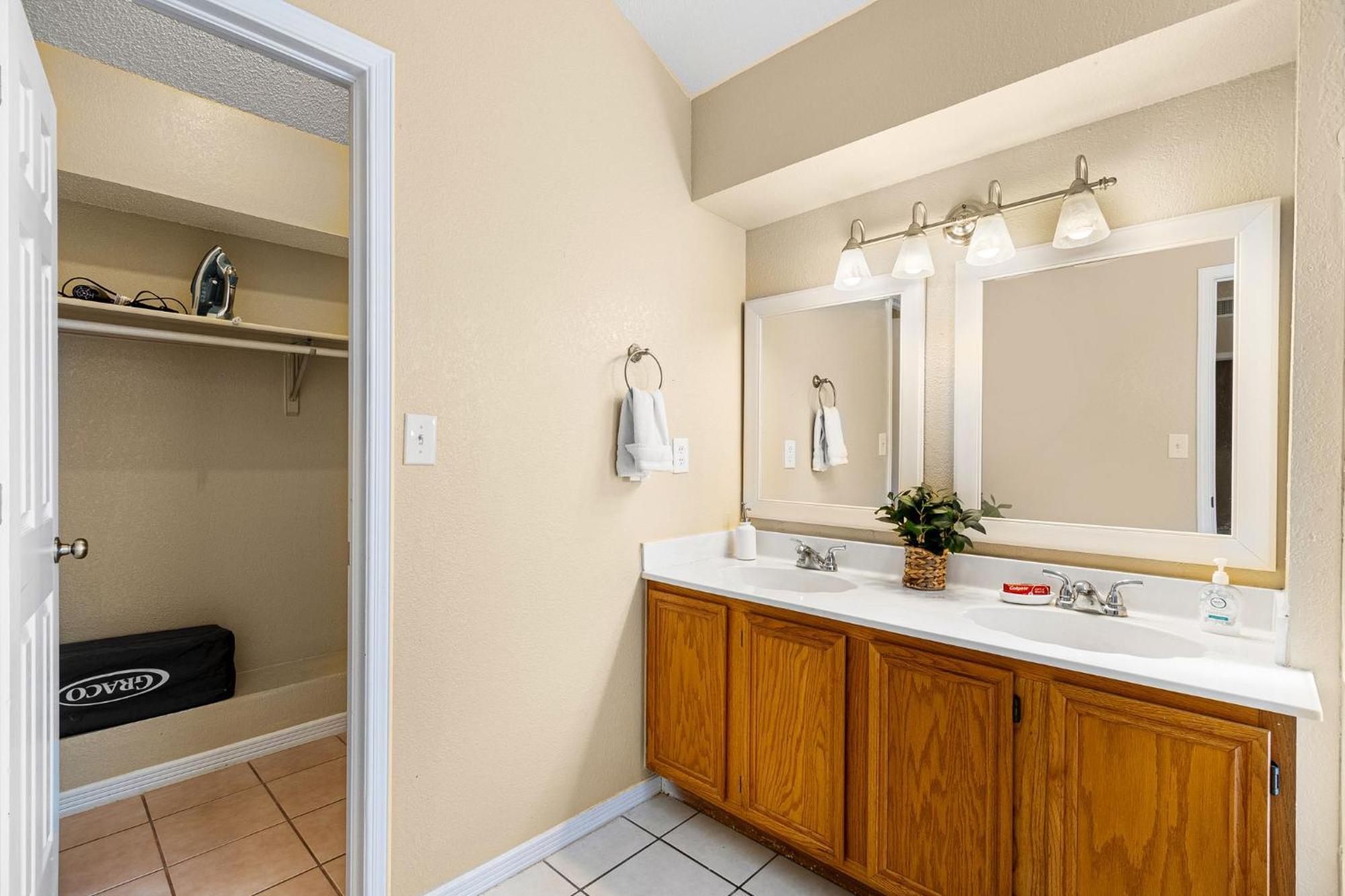 Peaceful West: 4Br Dusk Haven Villa El Paso Exterior foto